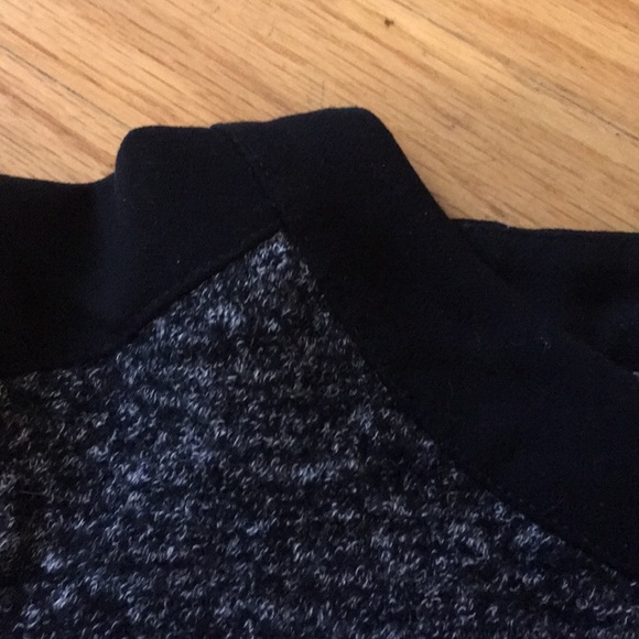 Madewell wool sweater with back zip and trim - Picture 3 of 4